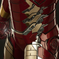 Iron Man mark 43 Legendary 1/2 Scale Sideshow